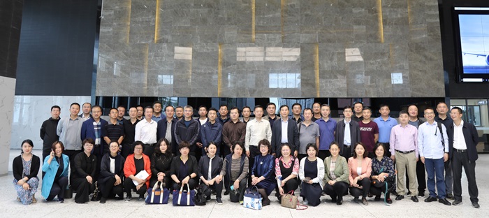 沈陽市委黨校學員蒞臨沈陽航空產業(yè)園參觀調研